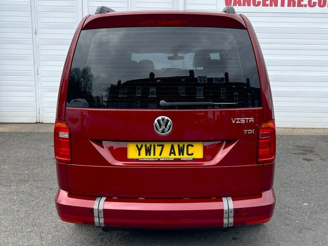 Volkswagen Caddy Maxi Life 2.0 Tdi Bluemotion Tech Red #3