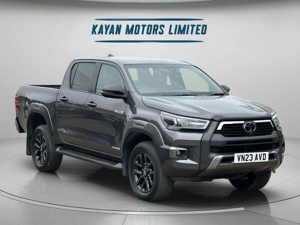 Toyota HILUX 2.8 D-4d Invincible X 4Wd Euro 6 Ss Grey