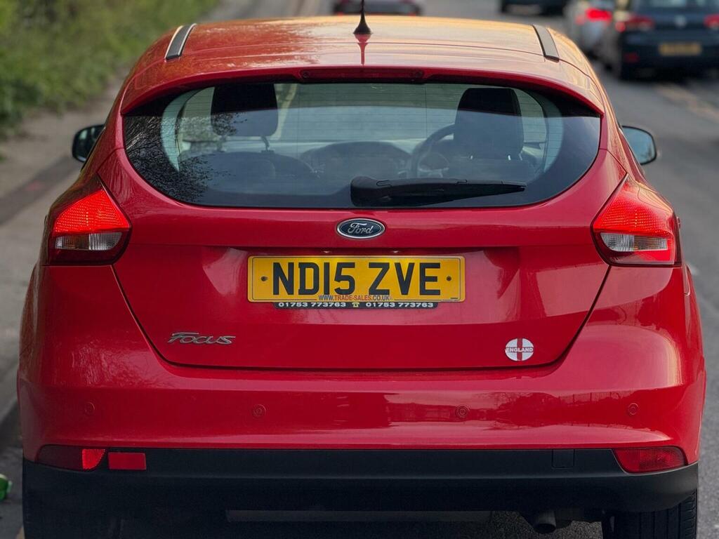 Ford Focus Hatchback 1.6 Titanium Powershift Euro 6 2015 ND15ZVE Red #2