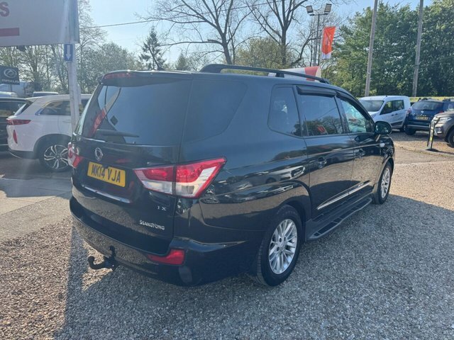 SsangYong Turismo Es Red #7