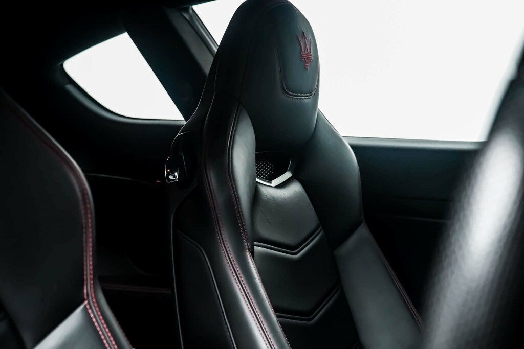 Maserati GranTurismo V8 Sport Nerissimo Coupe Euro 6 Red #6