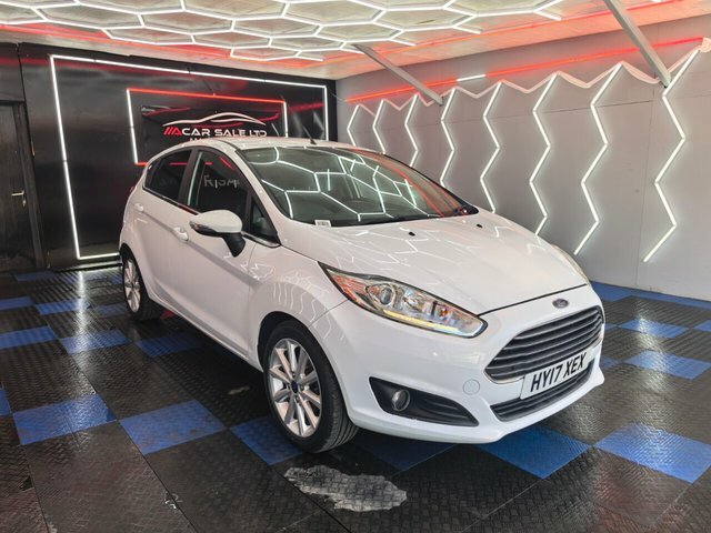 Ford Fiesta 1.0T Ecoboost Titanium Hatchback HY17XEX White #3