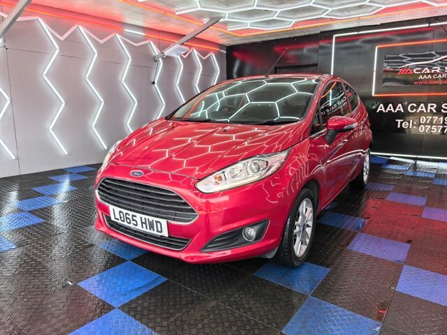 Ford Fiesta 1.25 Zetec Hatchback Euro 6 82 LO65HWD Red #5
