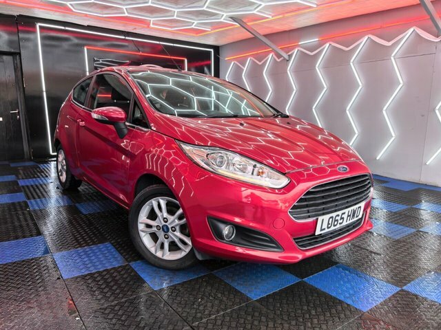 Ford Fiesta 1.25 Zetec Hatchback Euro 6 82 Red