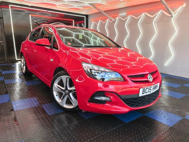 Vauxhall Astra 1.6I Limited Edition Hatchback E Red