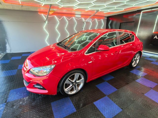 Vauxhall Astra 1.6I Limited Edition Hatchback E Red #6