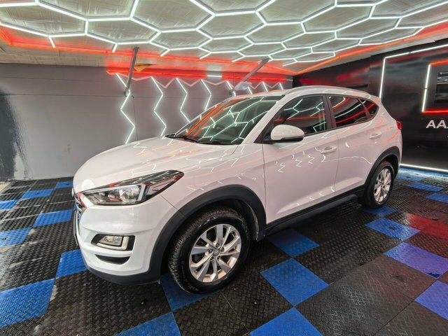 Hyundai Tucson 1.6 Gdi Se Nav Suv Euro 6 S S DY19UTL White #6