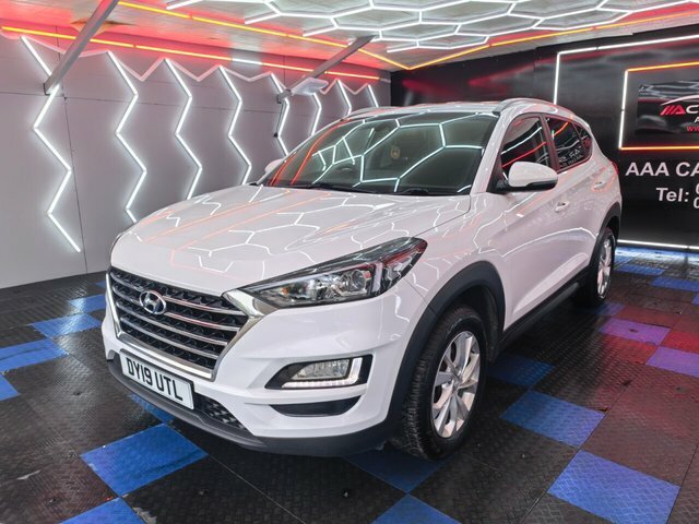 Hyundai Tucson 1.6 Gdi Se Nav Suv Euro 6 S S DY19UTL White #5