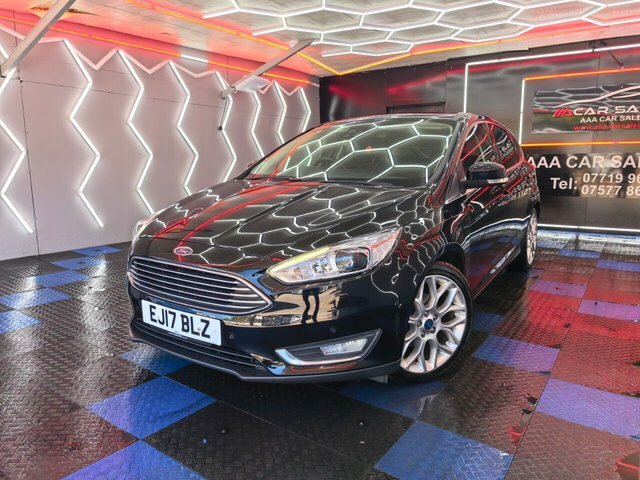 Ford Focus 1.5 Tdci Titanium X Hatchback Eu EJ17BLZ Black #2