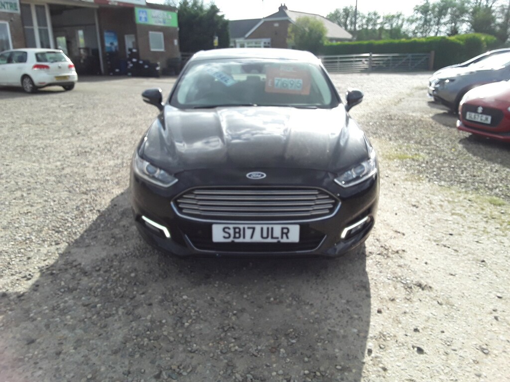 Ford Mondeo Hatchback 2.0 Tdci Titanium 2017 SB17ULR Black #2