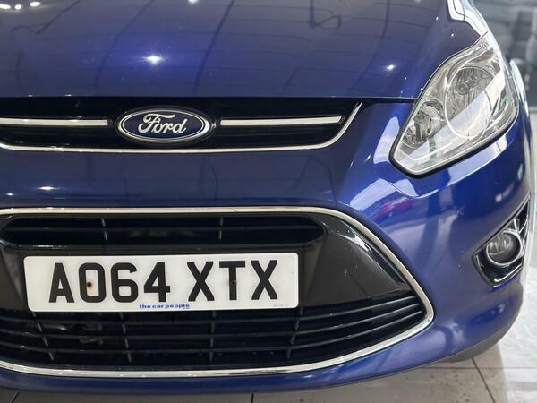 Ford C-Max 1.6 Tdci Titanium Euro 5 AO64XTX #5