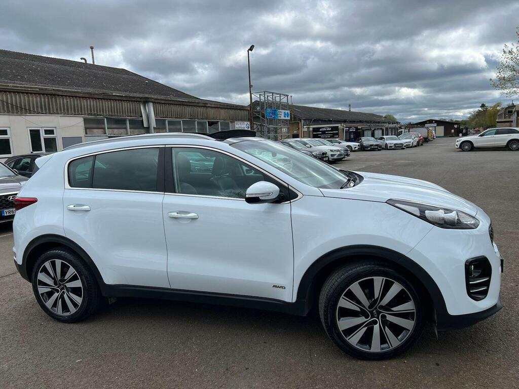 Kia Sportage Suv 2.0 Crdi Kx-3 Awd Euro 6 201767 KU67HWA White #5