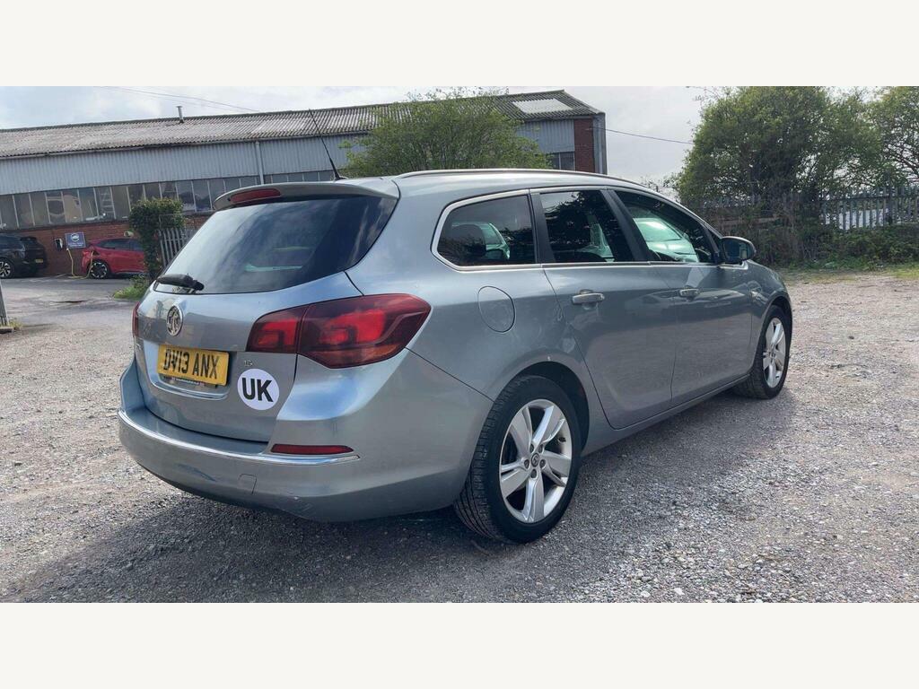 Vauxhall Astra 1.6 16V Sri Sports Tourer Euro 5 DV13ANX Silver #2