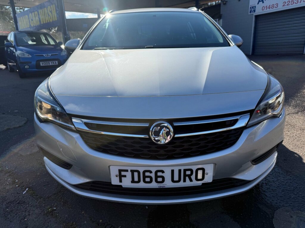 Vauxhall Astra 1.6 Cdti Tech Line Sports Tourer Euro 6 FD66URO Silver #6