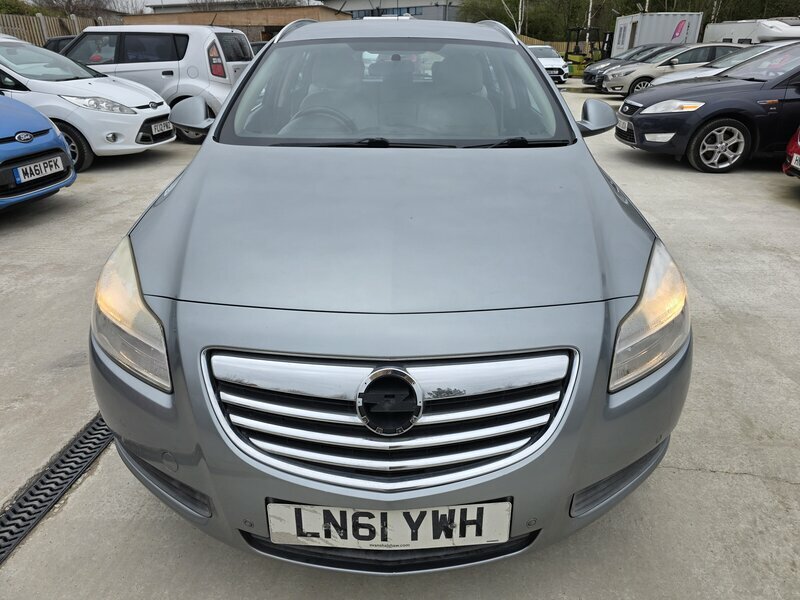 Vauxhall Insignia 2.0-insignia-exclusive-158-cdti-auto-5dr LN61YWH Silver #2