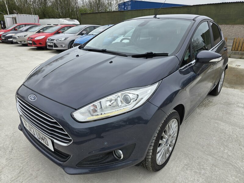 Ford Fiesta 1.0-Fiesta-titanium-5dr PJ13UHD Grey #3