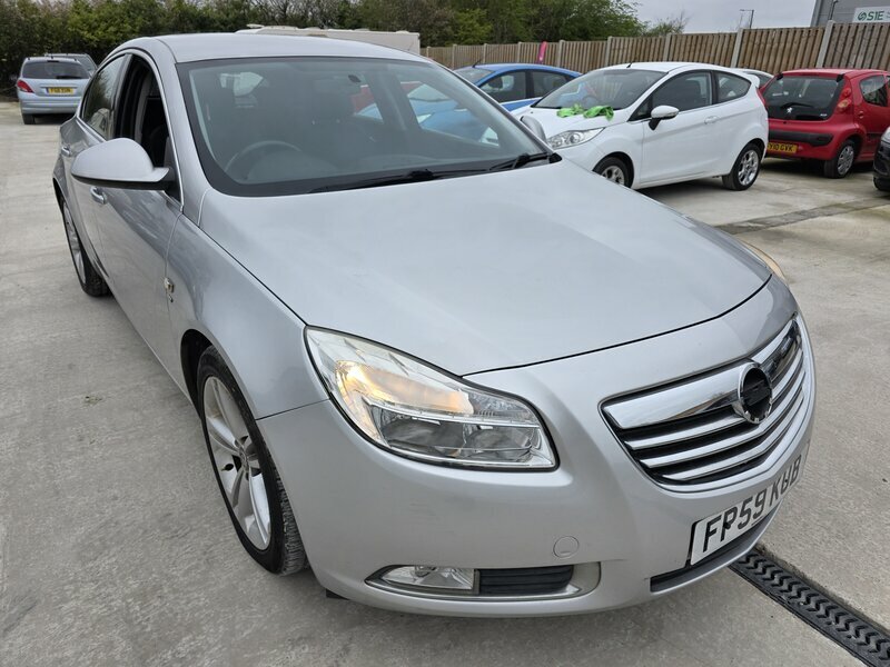Vauxhall Insignia 2.0-Insignia-sri-nav-160-cdti-5dr Silver