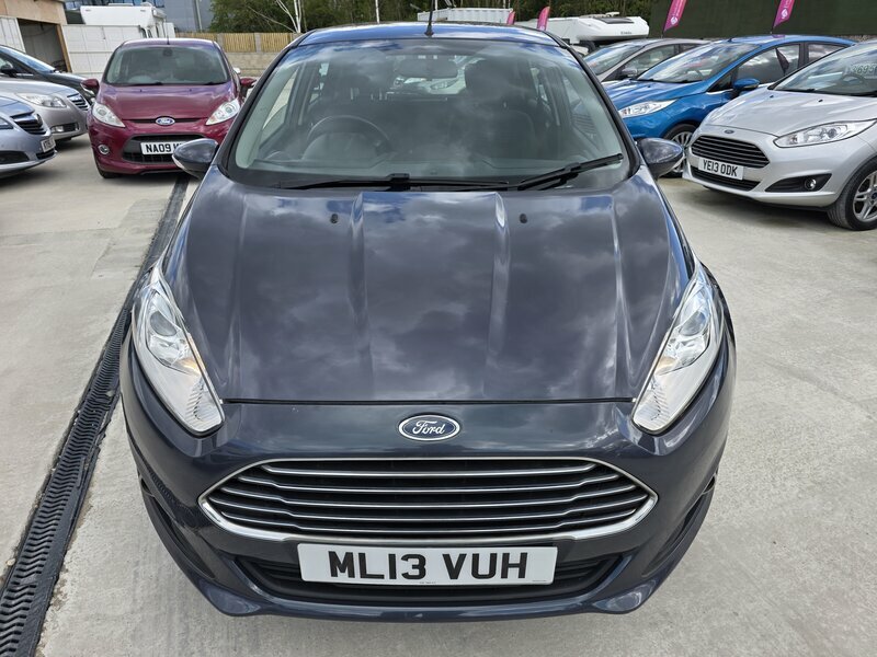 Ford Fiesta 1.0-Fiesta-zetec-5dr ML13VUH Grey #2