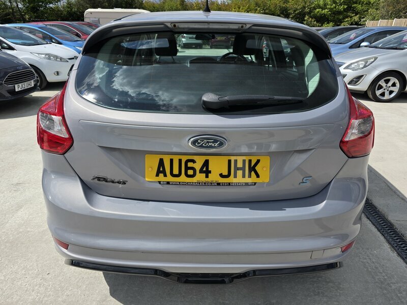 Ford Focus 1.6-Focus-zetec-s-tdci-5dr AU64JHK Silver #6