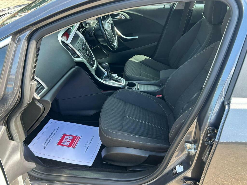 Vauxhall Astra 2.0 Cdti Sri Sports Tourer Euro 5 Grey #5