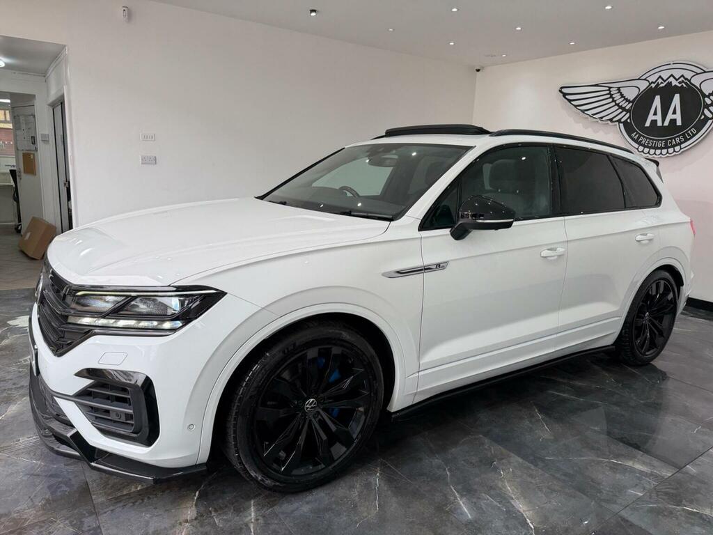 Volkswagen Touareg Suv 3.0 Tsi V6 Black Edition Tiptronic 4Motion Eur DG21NUM White #3