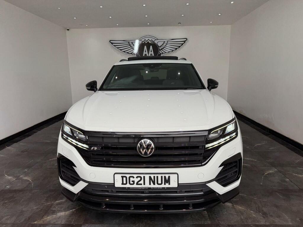 Volkswagen Touareg Suv 3.0 Tsi V6 Black Edition Tiptronic 4Motion Eur DG21NUM White #2