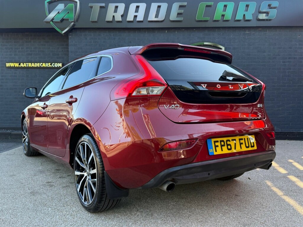 Volvo V40 Hatchback FP67FUD Red #5