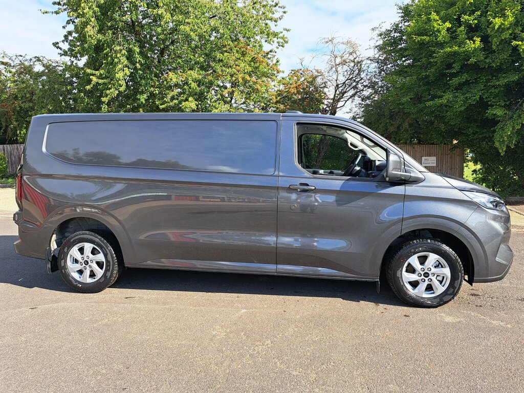 Ford Transit Custom 2.0 Ecoblue 136Ps H1 Van Limited, Air Con YO25BYU Grey #5