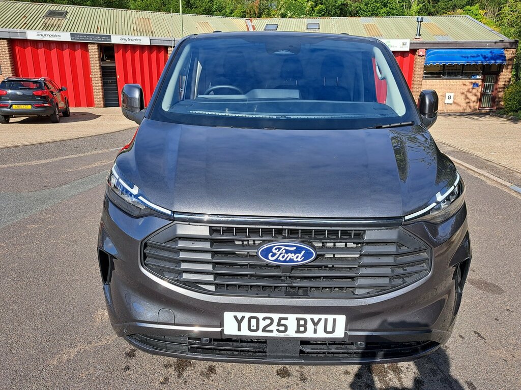 Ford Transit Custom 2.0 Ecoblue 136Ps H1 Van Limited, Air Con YO25BYU Grey #2