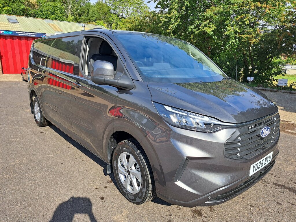Ford Transit Custom 2.0 Ecoblue 136Ps H1 Van Limited, Air Con YO25BYU Grey #3