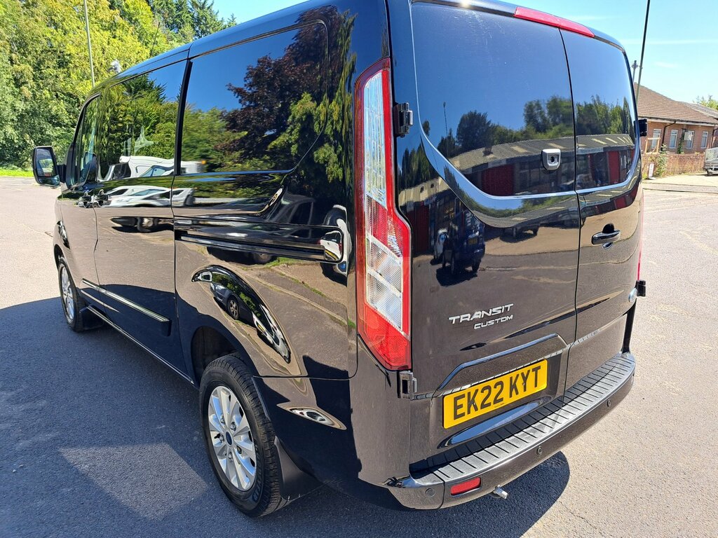 Ford Transit Custom 2.0 300 Ecoblue Limited Crew L1 EK22KYT Black #3