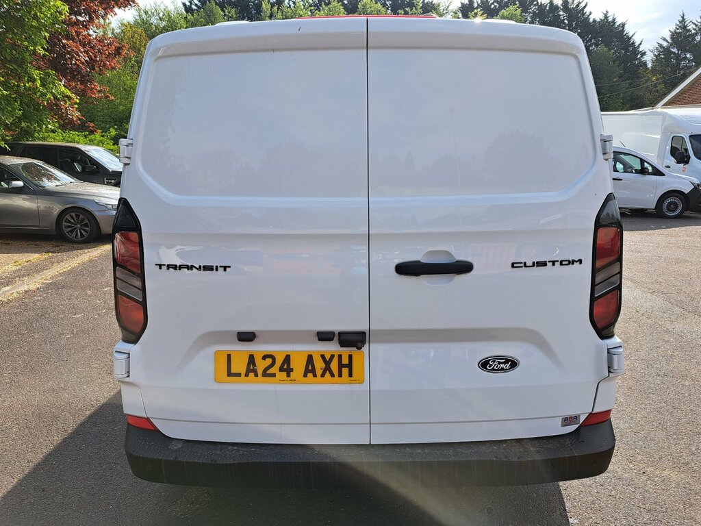 Ford Transit Custom 2.0 300 Ecoblue Trend Panel Van LA24AXH White #6
