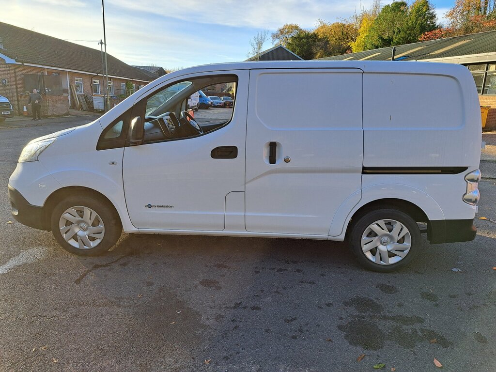 Nissan e-NV200 40Kwh Acenta Panel Van Swb Quic White #4