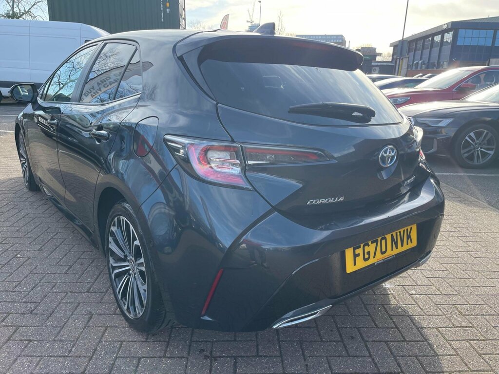 Toyota Corolla 2.0 Vvt-h Design Hatchback Hybrid Cvt E FG70NVK Black #5