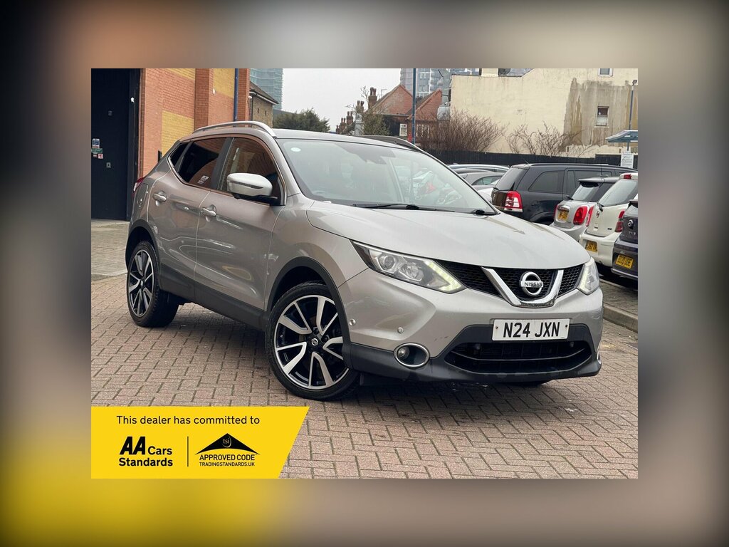 Nissan Qashqai 1.2 Dig-t Tekna Suv 2Wd Euro 6 Silver