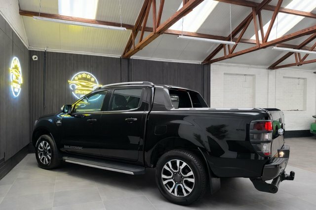 Ford Ranger 3.2 Wildtrak 4X4 Dcb Tdci 197 Bhp YP66FUY Black #6