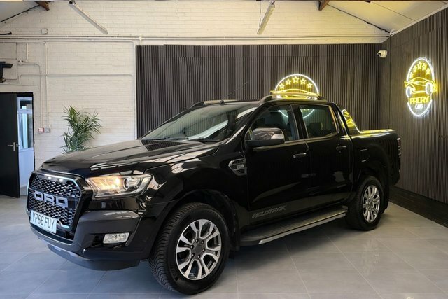 Ford Ranger 3.2 Wildtrak 4X4 Dcb Tdci 197 Bhp YP66FUY Black #3