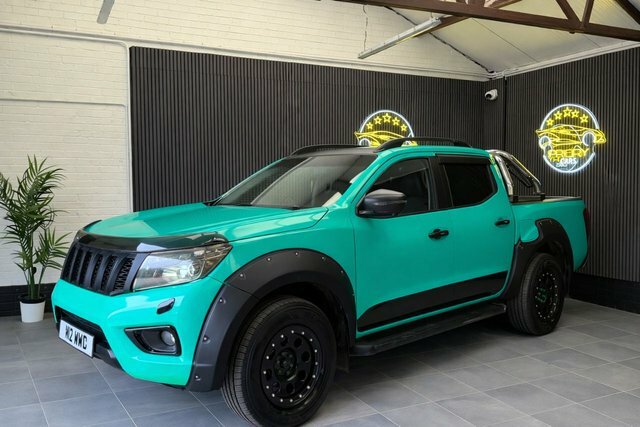 Nissan Navara 2.3 Dci Tekna Pickup Double Cab Silver #3