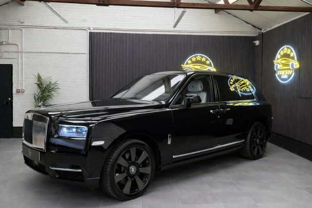 Rolls-Royce Cullinan Black Badge Grey #3