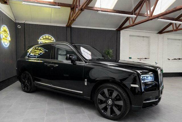 Rolls-Royce Cullinan Black Badge Grey #2