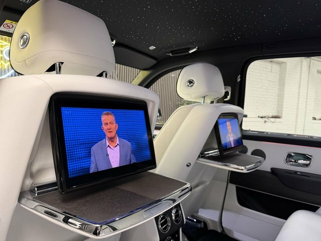 Rolls-Royce Cullinan Black Badge Grey #18