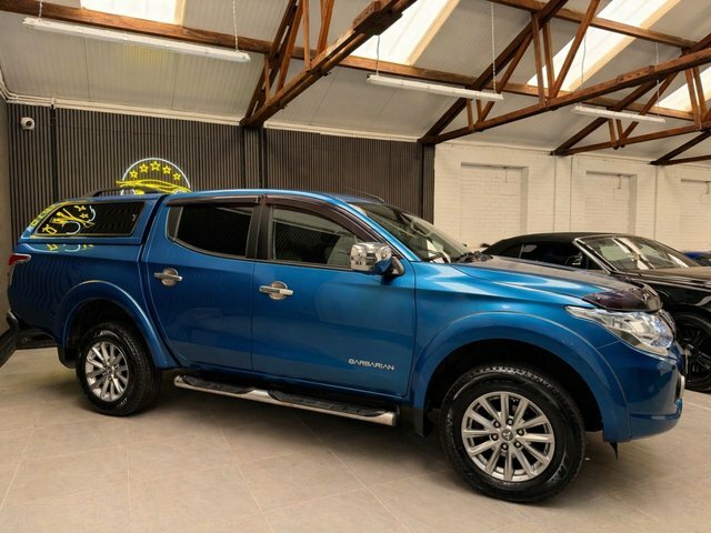 Mitsubishi L200 2.4 Di-d Dc Barbarian Pickup Double Cab Blue #2