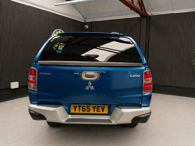 Mitsubishi L200 2.4 Di-d Dc Barbarian Pickup Double Cab Blue #5