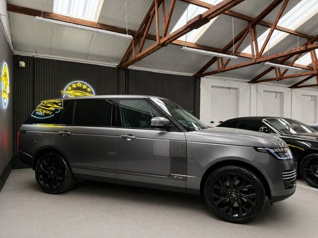 Land Rover Range Rover 2.0 P400e 13.1Kwh Suv Plu GY20CKN Grey #2