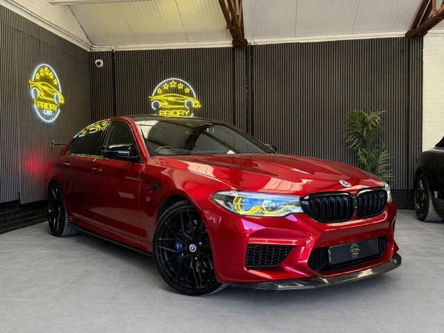 BMW M5 4.4 V8 Gpf Saloon Steptronic Xdrive Eur White
