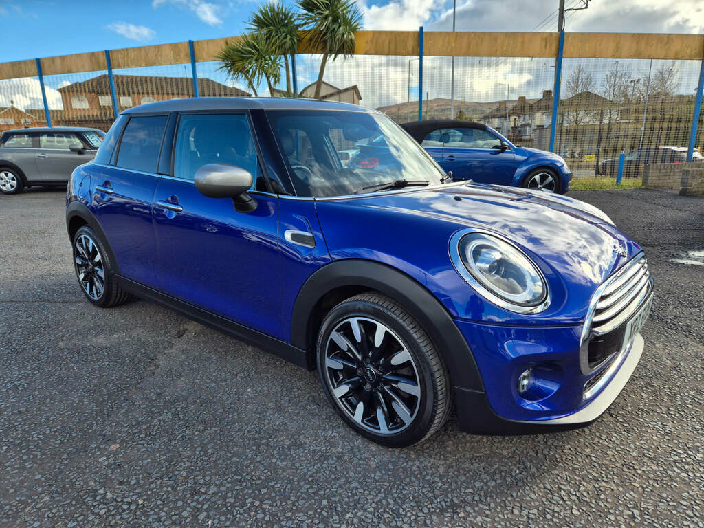 Mini Hatch 1.5 Cooper Exclusive II XRZ6139 Blue #3