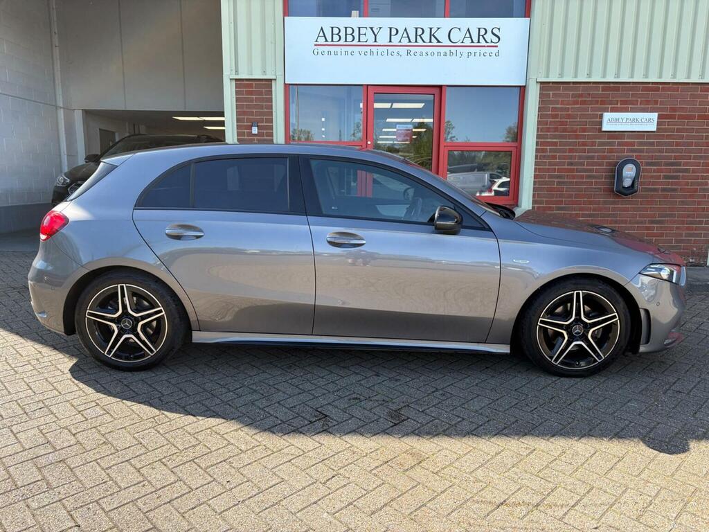 Mercedes-Benz A Class Hatchback 1.3 A200 Amg Line Edition Executive 7G VK22SPU Grey #2