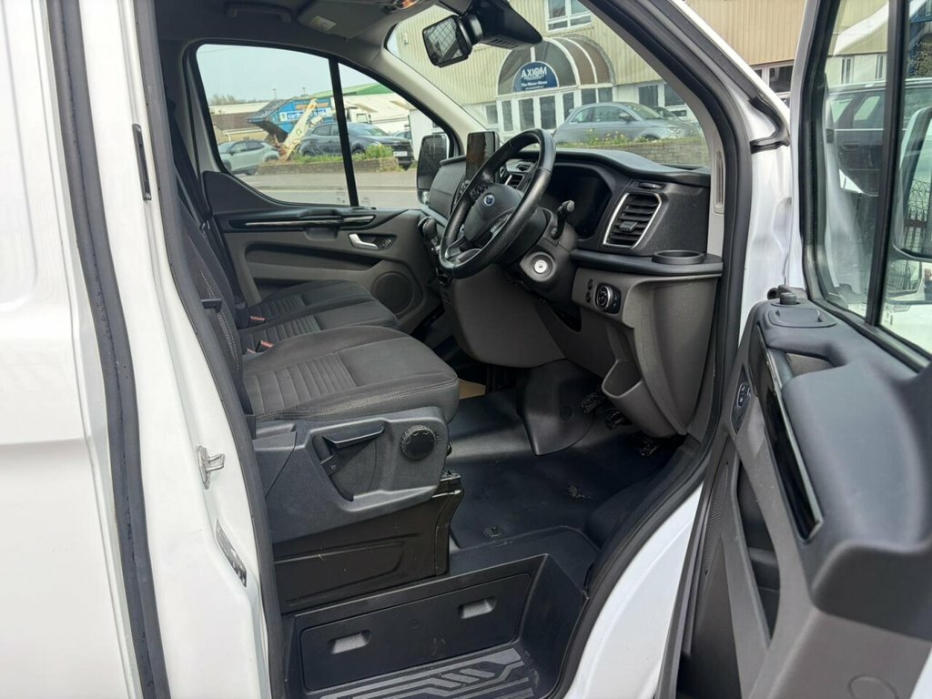 Ford Transit Custom 2L Limited WR71LCL White #2