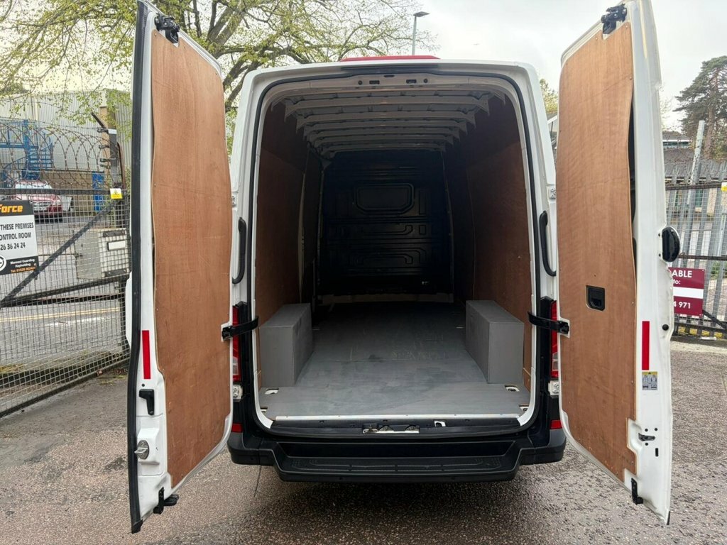 Volkswagen Crafter 2L Startline GL70LFB White #3