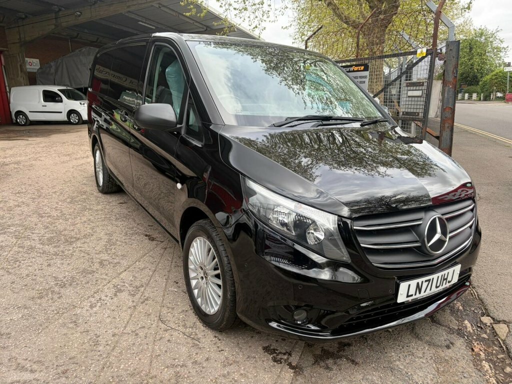 Mercedes-Benz Vito 2L Premium Black